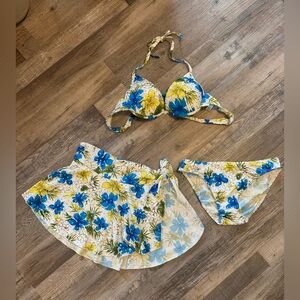 NWOT 3 piece bikini set